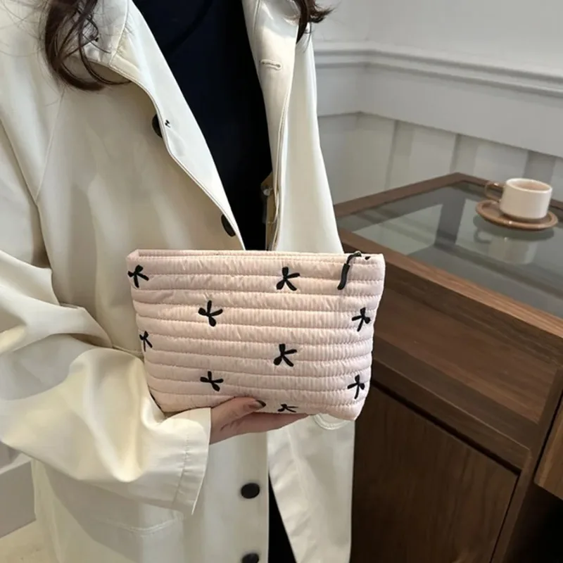 Cute Makeup Bag with Zipper La - Embroidery Bag ulasan dan harga